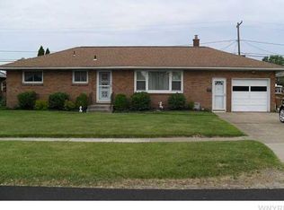 51 Vern Ln, Buffalo, NY 14227