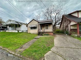 2833 Overlook Dr, Huntington, WV 25705