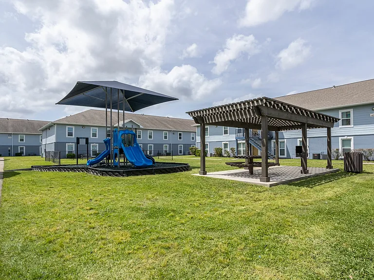 Vista Azul Apartments — Photo 4