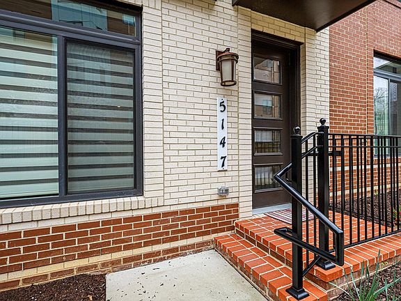 3rd image of 5147 Carters Ln