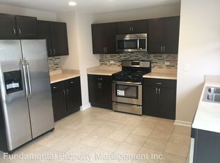 113 Seton Pl, Streamwood, IL 60107