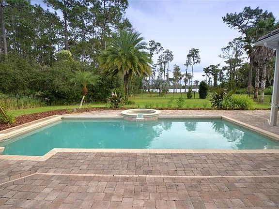 4th image of 2751 Lake Pickett Pl