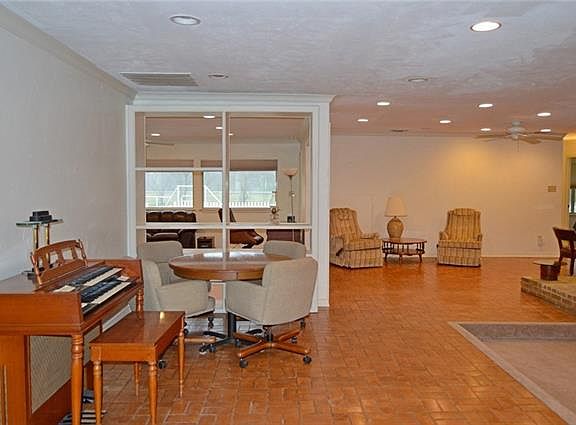 5th image of 4003 Windream Ln
