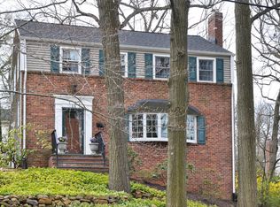 44 Old Oak Dr, Summit, NJ 07901