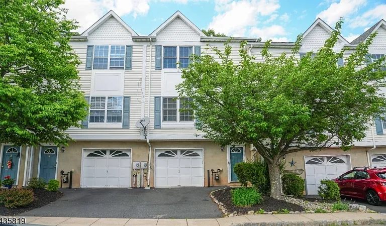 103 George Wilson Blvd — Photo 2