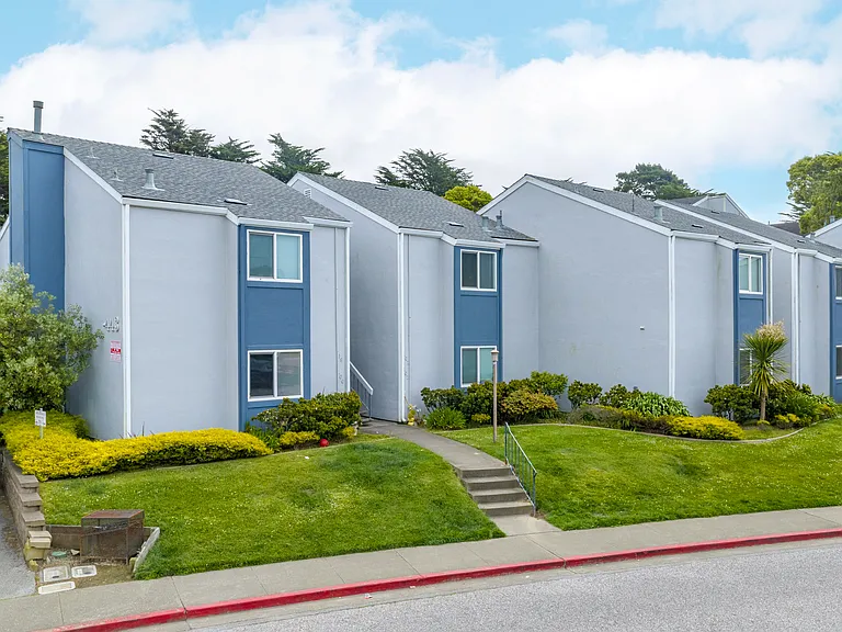 Villages at Pacifica — Photo 19