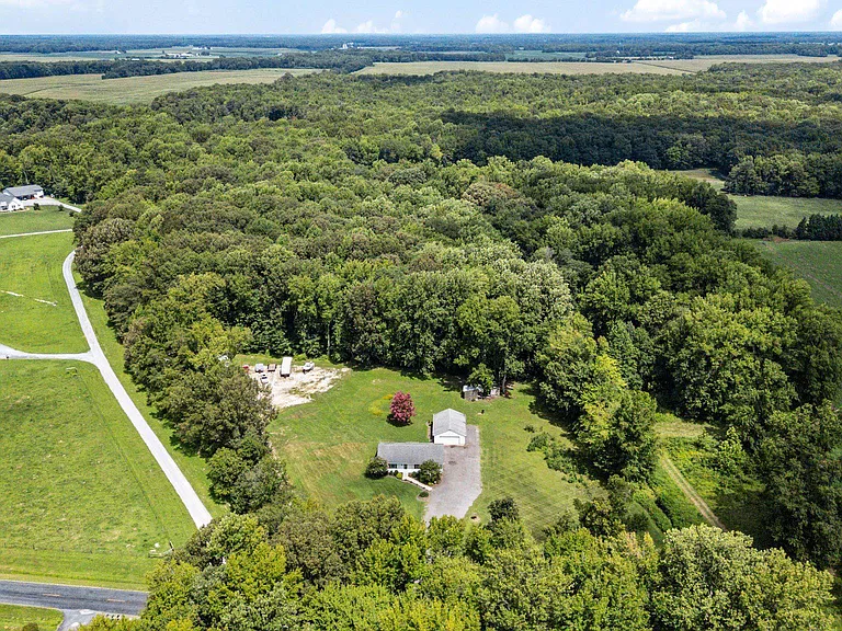305 Merrick Corner Rd — Photo 7