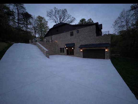 4th image of 3841 Kings Rd