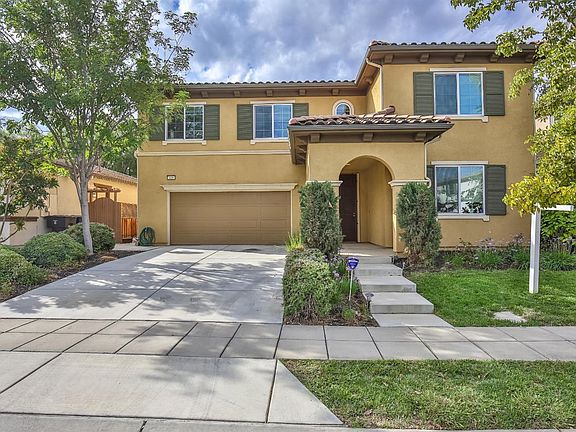 2nd image of 418 W San Juan Dr