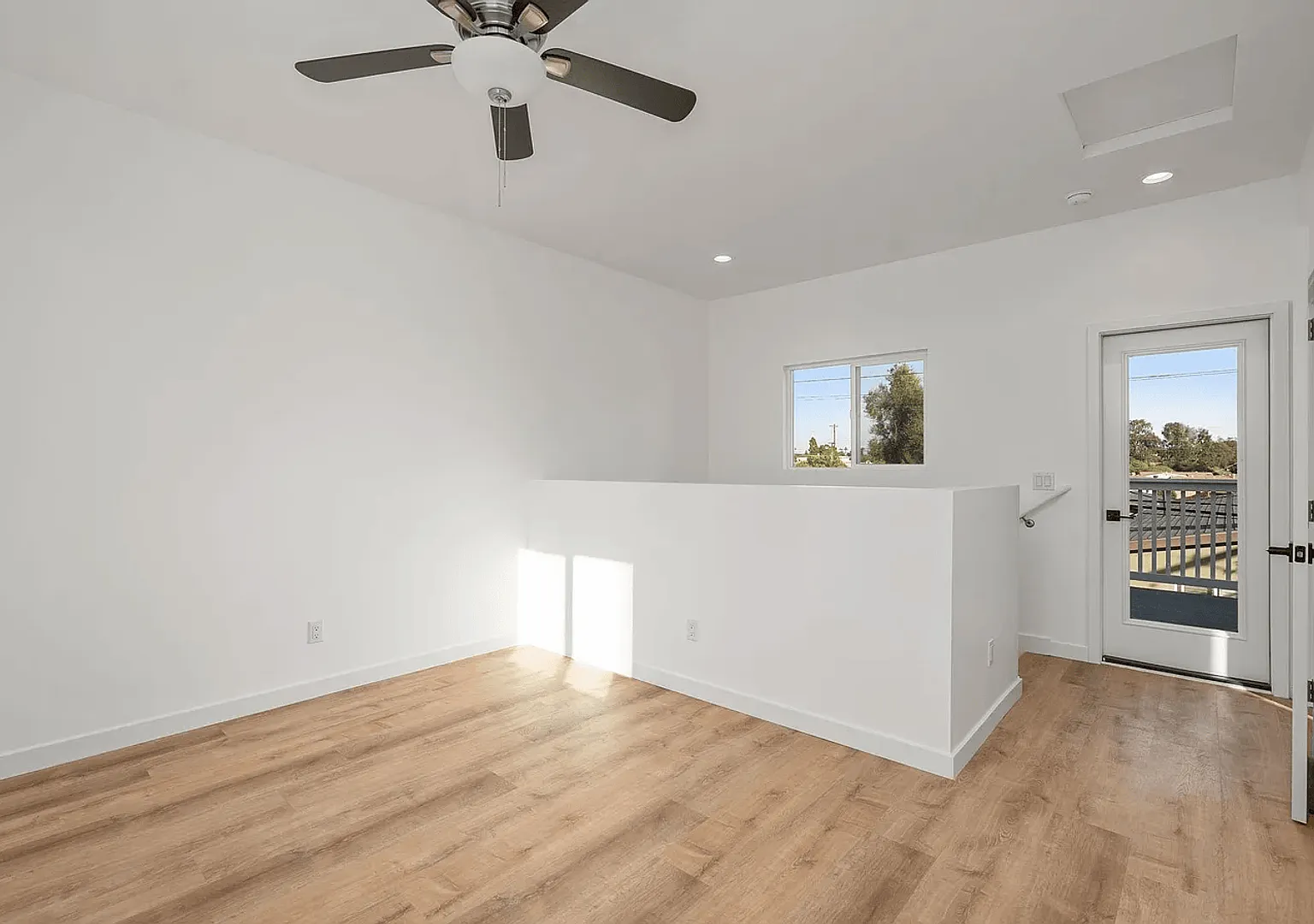 4161 Clairemont Mesa Blvd — Photo 3