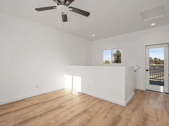3rd image of 4161 Clairemont Mesa Blvd #4163-2