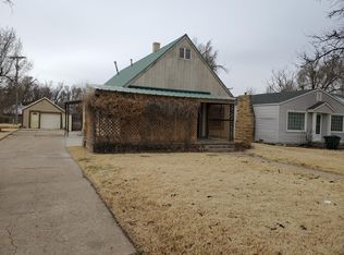 312 Harvard Ave, Liberal, KS 67901