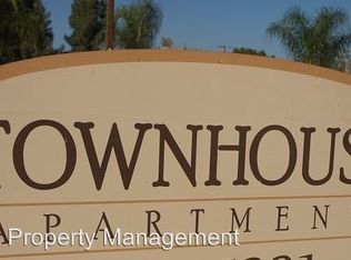 911 Minnewawa Ave APT E, Clovis, CA