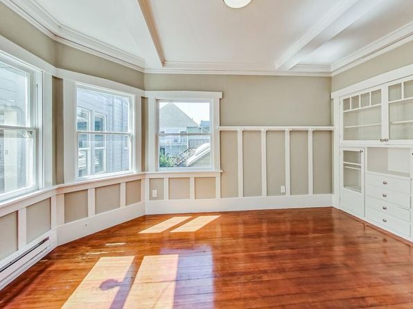 675 11th St APT 4