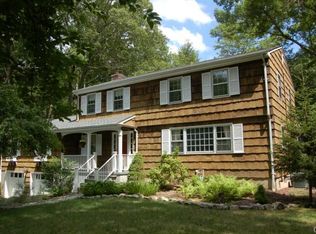 57 Trailing Rock Ln, Stamford, CT 06903