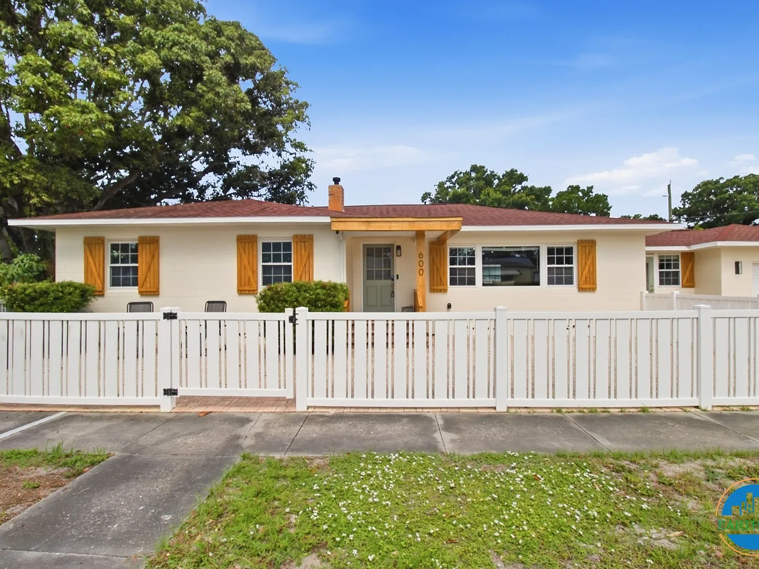 3 bed, 1750 sqft, $4,495 — Photo 3