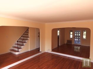 14425 76th Rd, Flushing, NY 11367