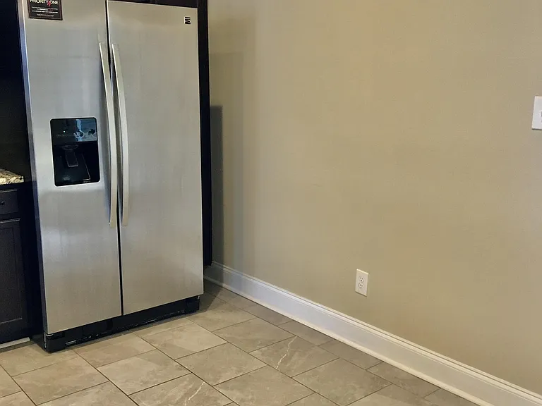 124 Capital St #1 — Photo 26