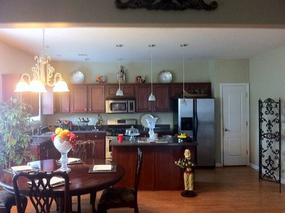 Fabulous, Open Kitchen