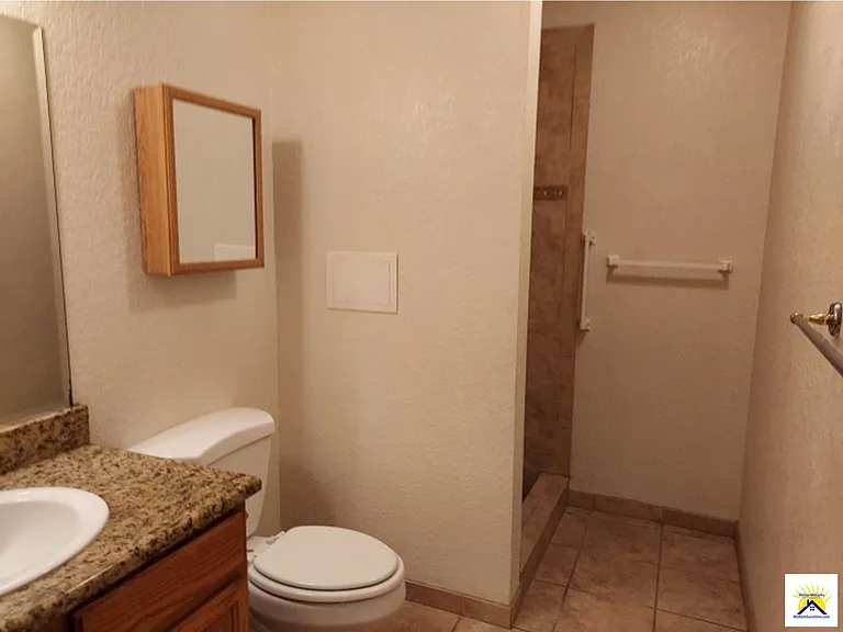 4600 E Moody Blvd #5C — Photo 5