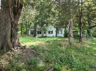 1170 Viney Grove Rd, Prairie Grove, AR 72753