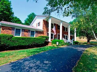 307 Morningview Dr, Alderson, WV 24910