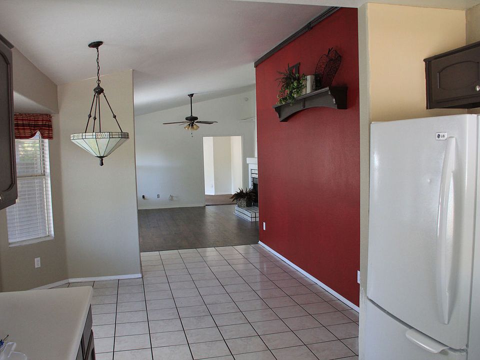 1st image of 7520 W Taro Ln