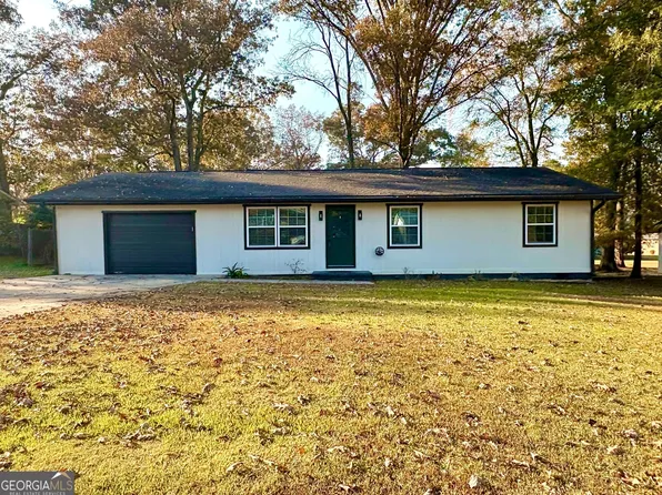 13 Crosscreek Dr NW, Rome, GA 30165