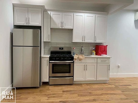 2nd image of 223 Howard Ave #2L