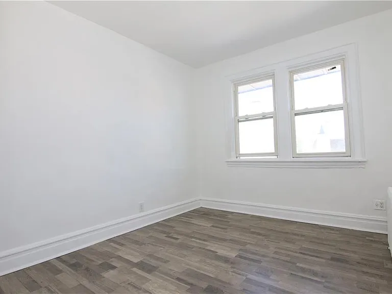 6216 19th Ave #2 — Photo 4