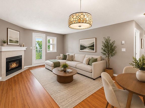 4th image of 3010 Washington Ave #307
