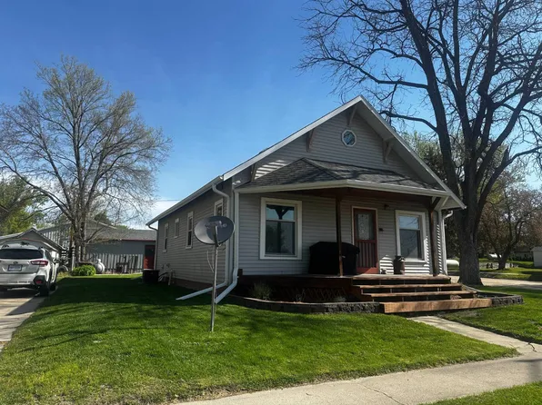 701 Court St, Thedford, NE 69166