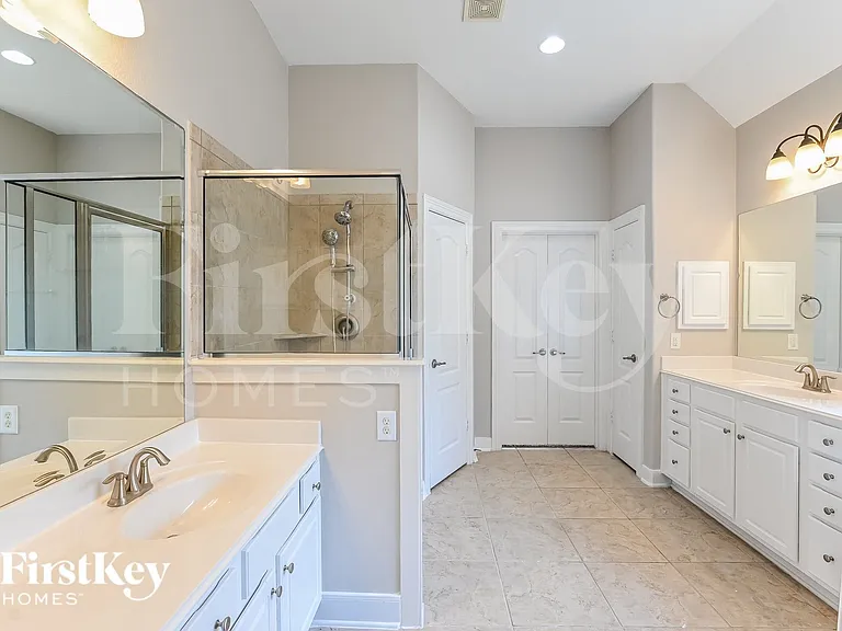 1934 Graystone Hills Dr — Photo 12
