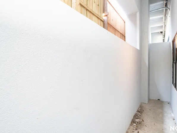 255 18th Street image 16 of 47