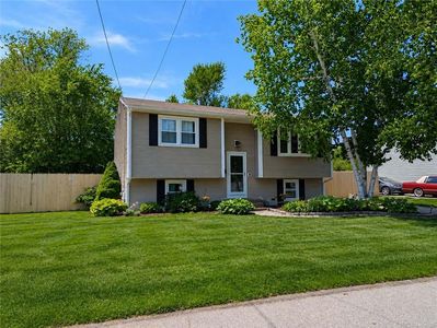 23 Astral St, Warwick, RI, 02888