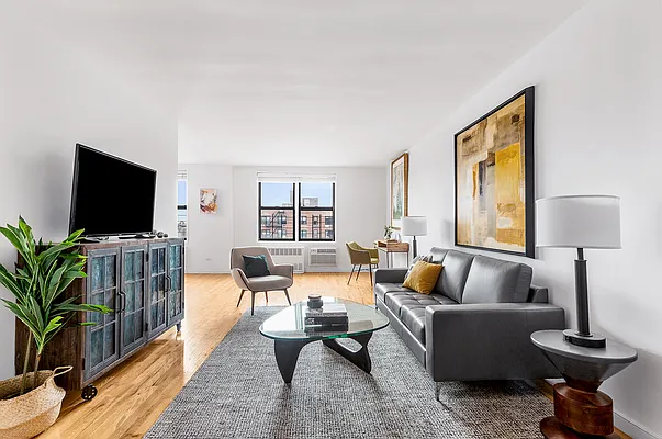 Sold by Compass | media 1