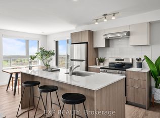 100 Manett Cres #902, Brampton, ON L6X 4X4
