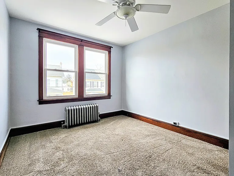 324 S Broad St — Photo 15