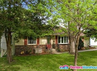 6800 Baker Rd, Eden Prairie, MN 55346