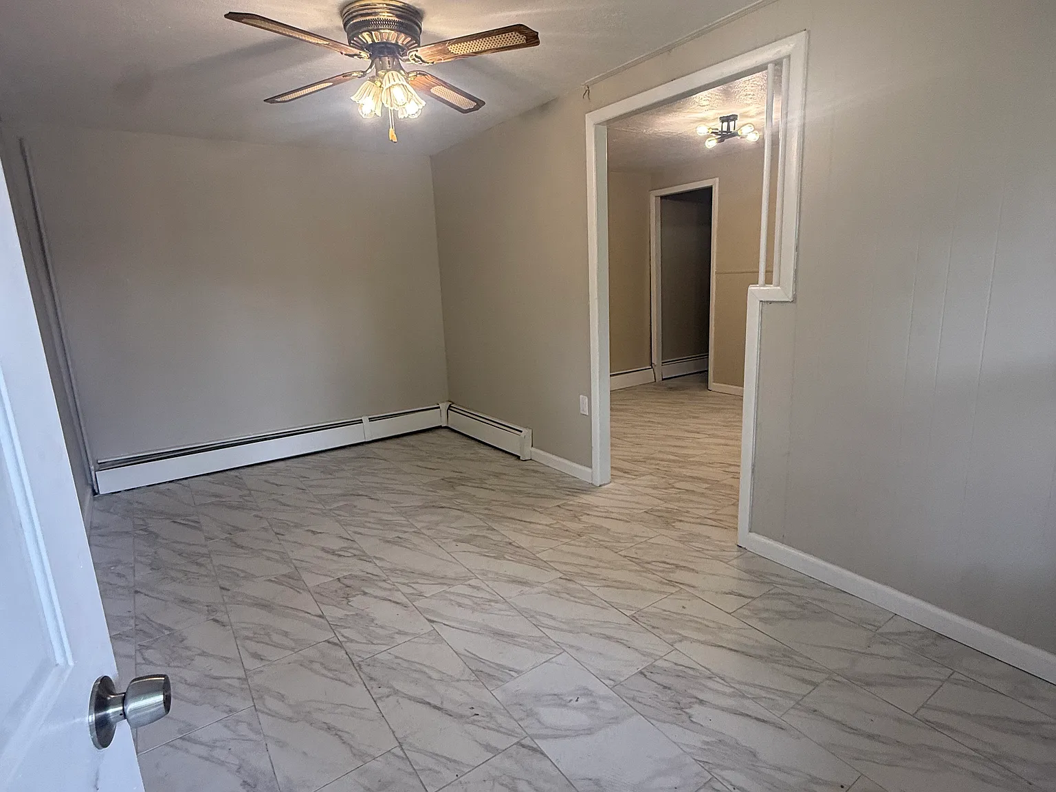 2 bed, $1,200 — Photo 2