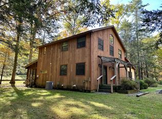 36 Eastwoods Dr, Kingston, NY 12401