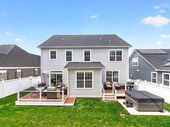 2nd image of 3538 Thicket Run Pl