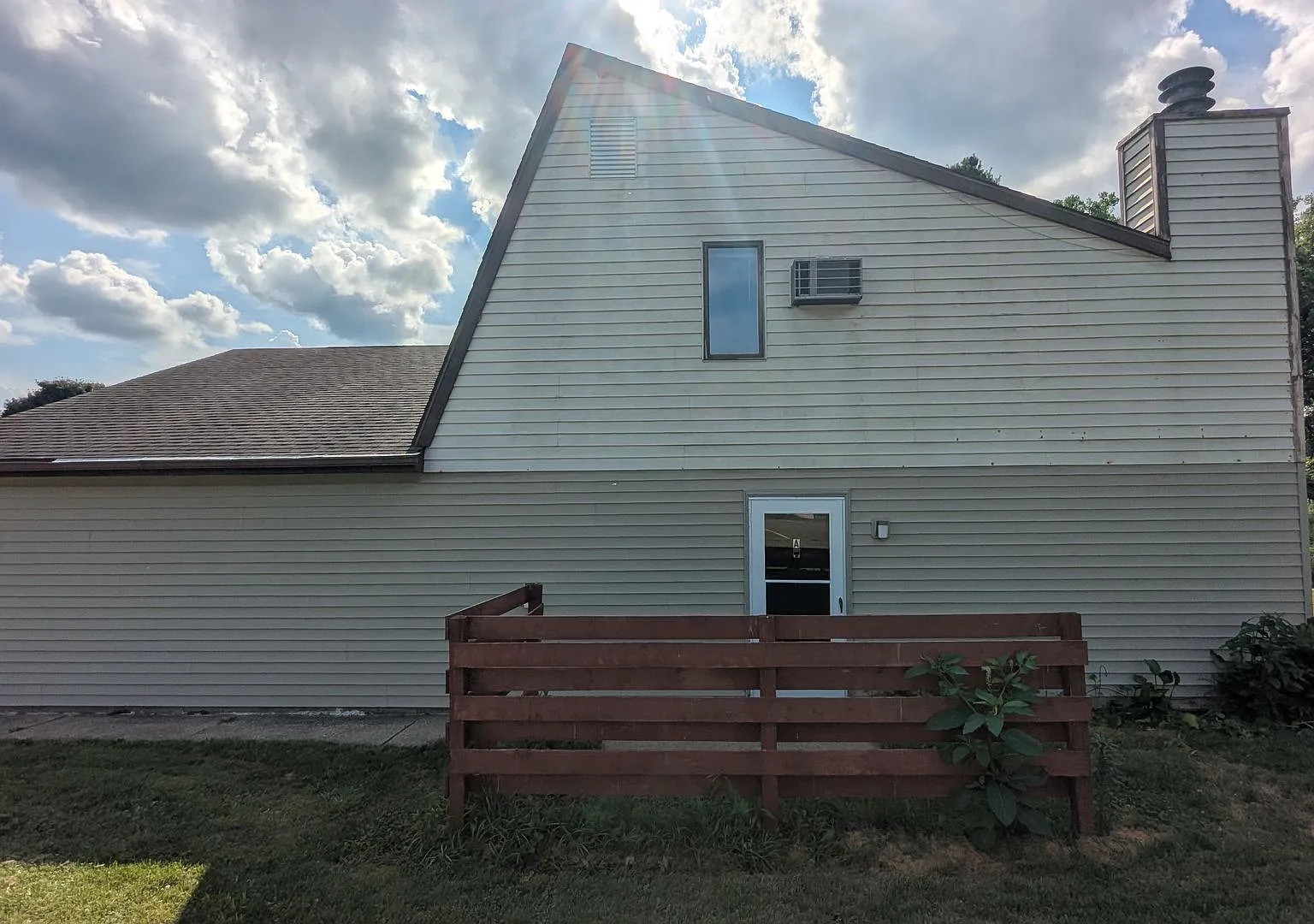 MN Cedar Village (819) — Photo 2