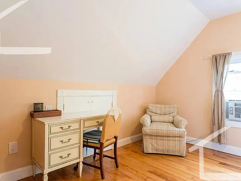 11 Holman St #2 — Photo 21