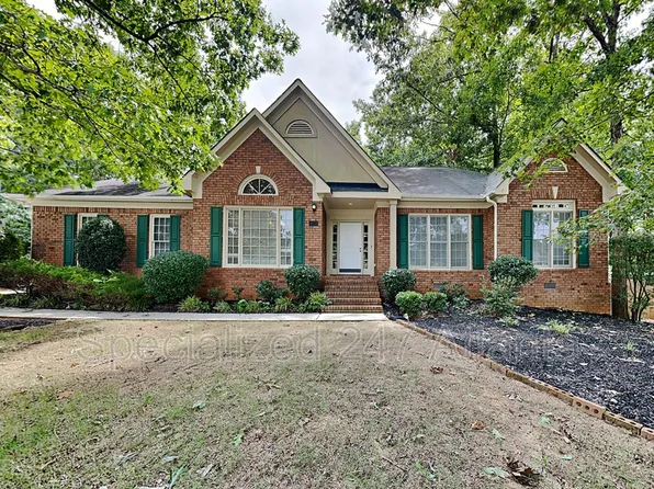1704 Woodstone Cv SE, Conyers, GA 30013