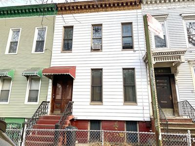 30 Weirfield St, Brooklyn, NY, 11221