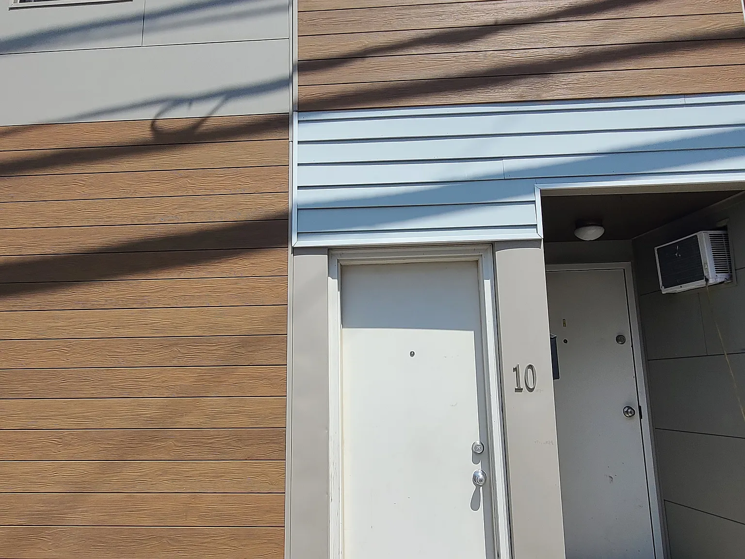 1 bed, 550 sqft, $1,200 — Photo 2