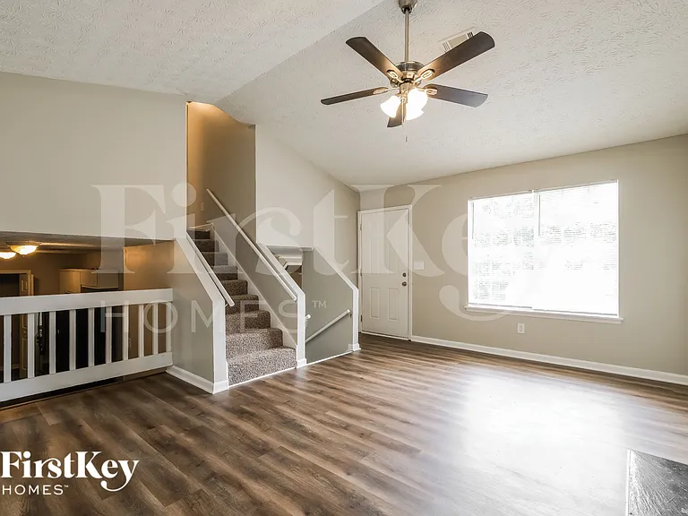 2103 Charles Cudd Ct — Photo 5