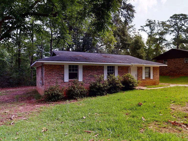 901 E Grubbs St — Photo 18