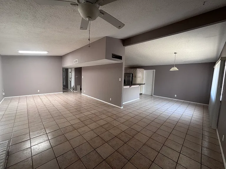 10128 Shipley Ave — Photo 11